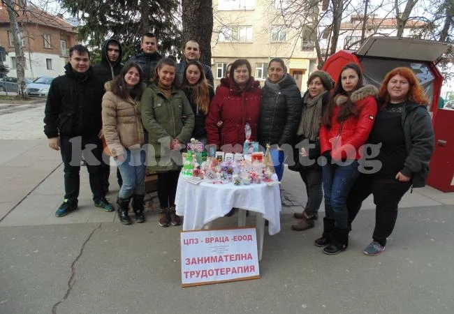 Наредиха изложба-базар с ръчно изработени експонати