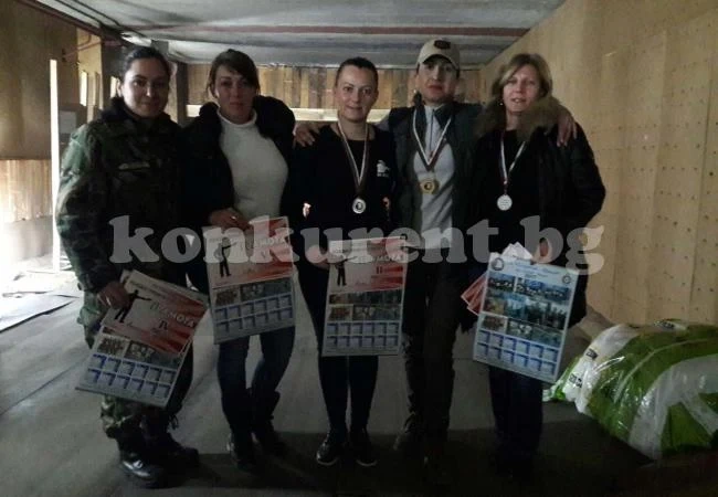 Полицаи и военни стреляха предколедно