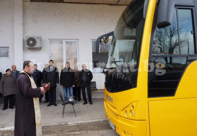 В Роман благодариха на Хайтов заради нов автобус
