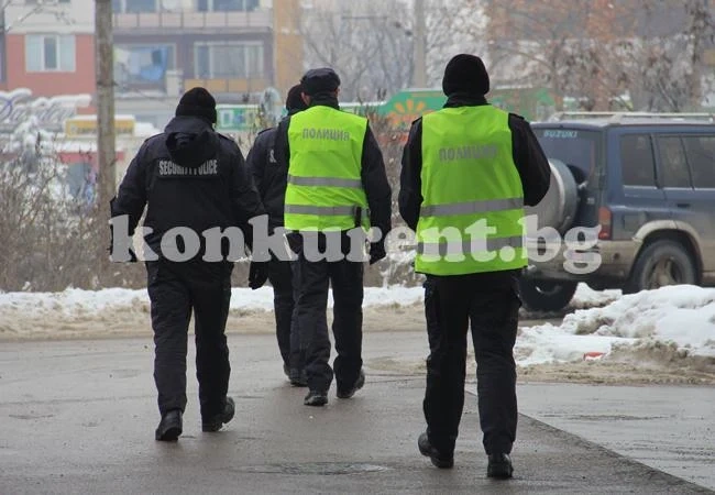 Вижте как ченгетата във Врачанско изпратиха старата и посрещнаха новата година
