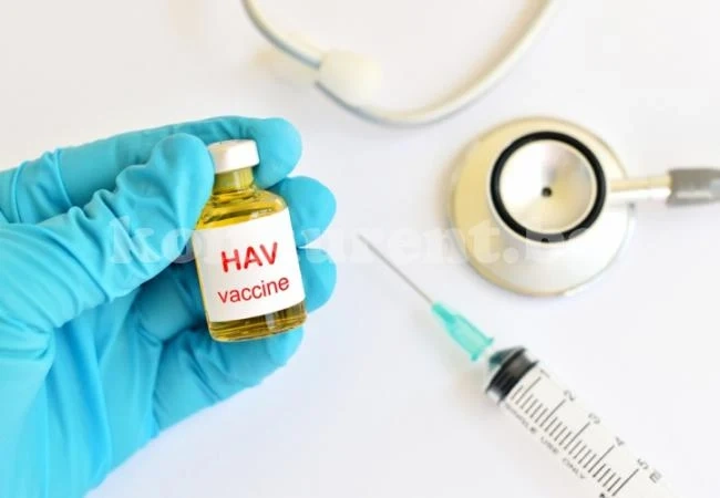 Касата реже от лечение стари и болни пациенти с хепатит С