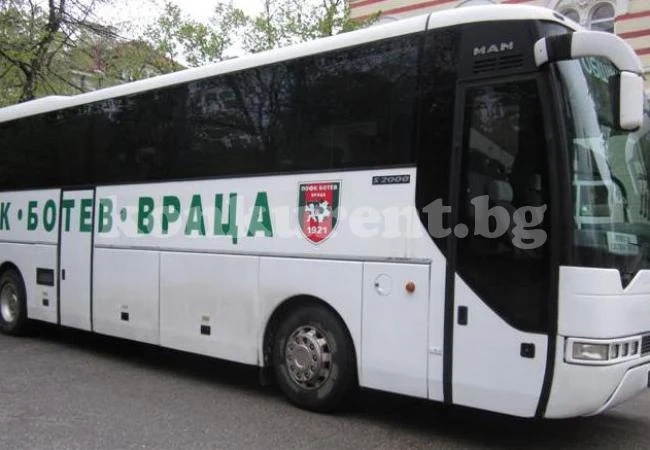 Ботев тръгва по-рано за лагера в Сандански