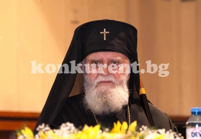 Отварят завещанието на починалия владика Калиник съхранявано в покоите му в специален сейф 