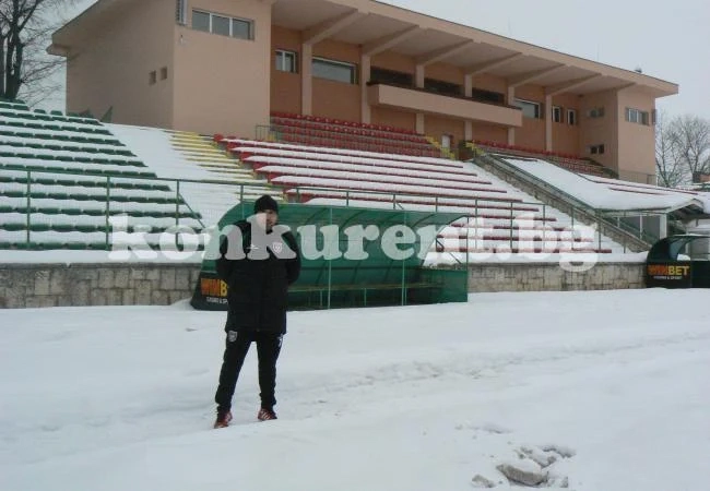 Спец от Видин пое младшата на Ботев, 17 играчи почнаха подготовка