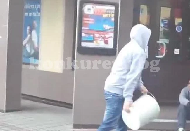 Пиян скандалджия поля с фекалии „Ауди”, пребиха го