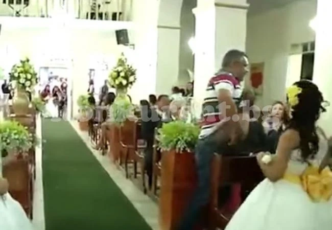 Въоръжен разстреля цяло семейство по време на сватба (ШОКИРАЩО ВИДЕО)