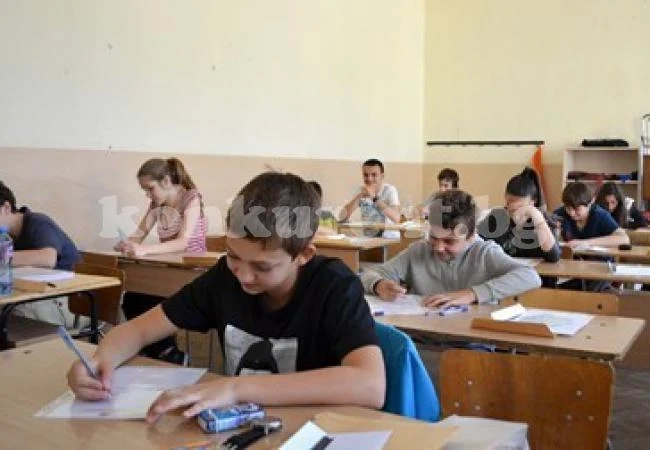 Без промени в матурите и външното оценяване след VII клас