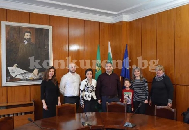 Дадоха таблети и капитал на „Предприемачи на бъдещето”