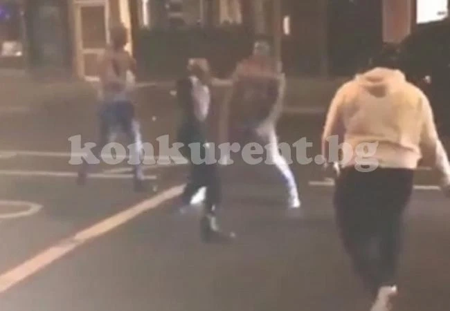 Ето какво се случва, когато нападнат приятеля ти, а ти не можеш да се биеш (ВИДЕО)
