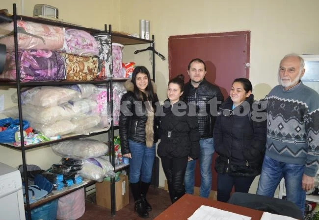 ВИДЕО: Студенти направиха дарение на Центъра за временно настаняване