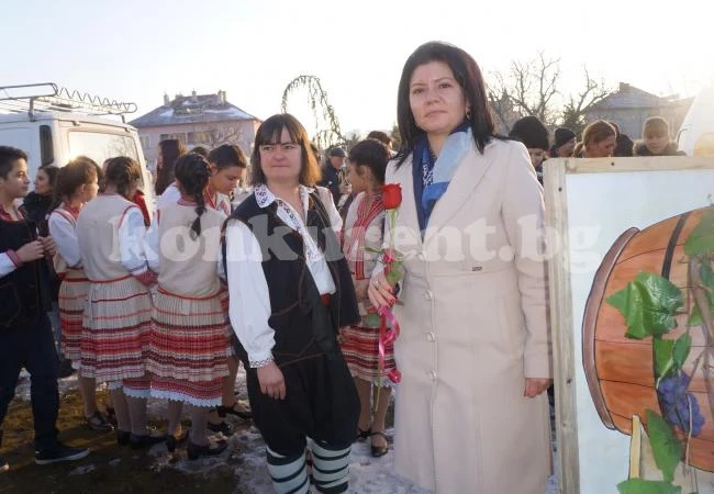 Община Козлодуй отбеляза празника на виното и любовта