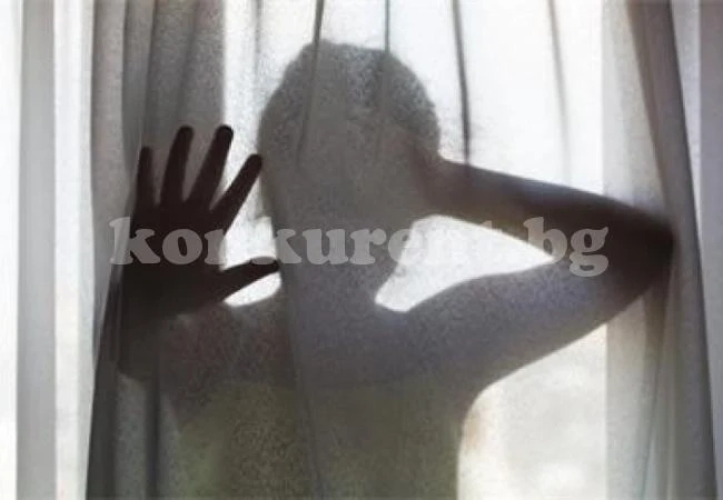 Мъж хвана съпругата си в леглото с любовник и побесня, ето какво се случи (СНИМКИ/ВИДЕО 18+)