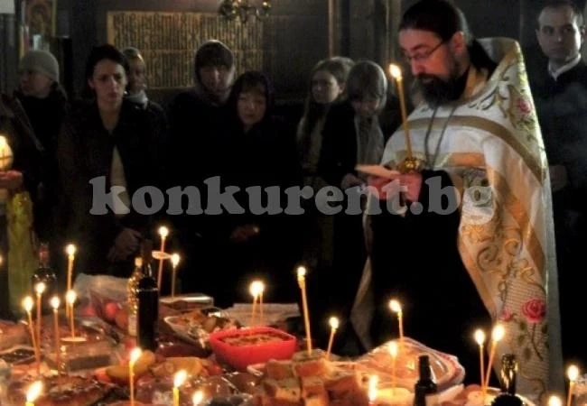 Утре е първата за годината Голяма Задушница. Какво се прави за помена?