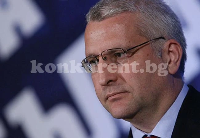 Светослав Малинов води листата на Нова република в Монтана