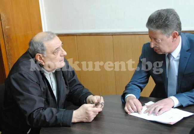 Енергийният омбудсман на ЧЕЗ се срещна с клиенти от Враца