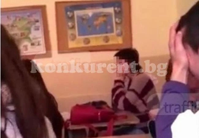 Десетокласничка в елитна гимназия крещи вулгарно на учителка: \