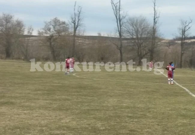 Расово удържа върха след 5:0. Останалите резултати