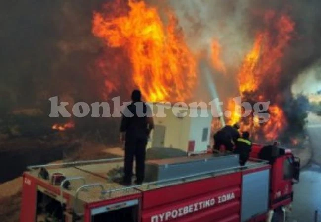 Пожар погълна 150 бали сено