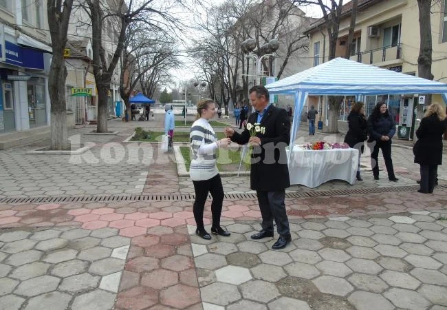 1500 гербери за дамите в община Бяла Слатина