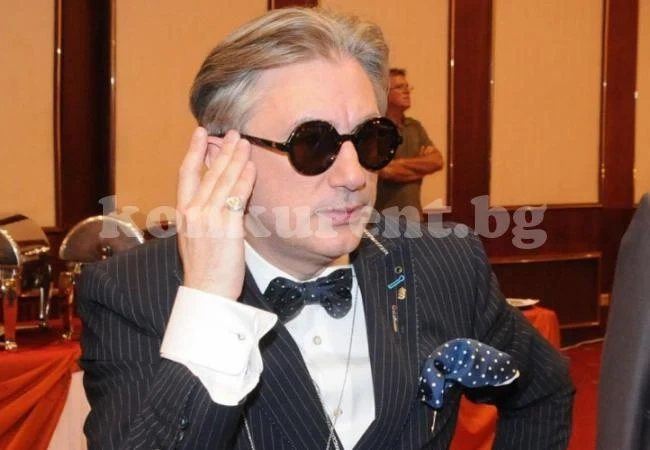 Денди не изтрезнява! Профука златен часовник за над 30 000 лева на покер!