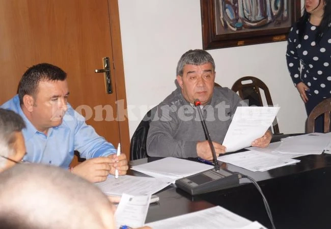 Предложение за предоставяне на мери и пасища предизвика разногласия