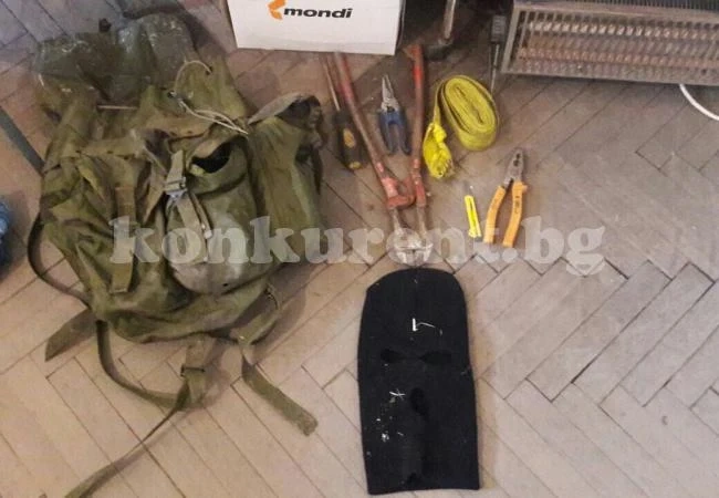 Спипаха въоръжени, пробвали да оберат земеделски склад