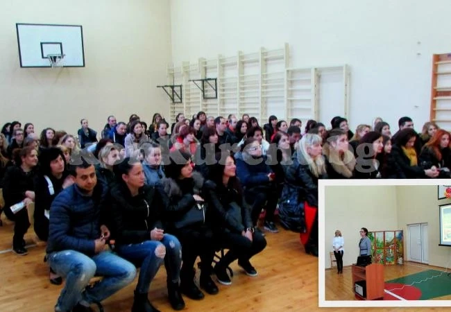 Поредно „Училище за родители“ проведоха във Враца