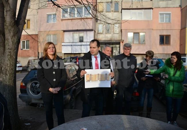 Стартираха дейностите по обновяването и на блок 74 в ж.к. „Сениче“