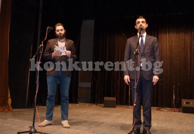 Реформаторите закриха кампанията в Мездра с грандиозен концерт на ансамбъл \