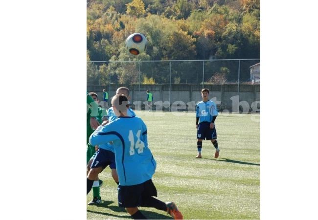 Монтана с класика над Верея в U19