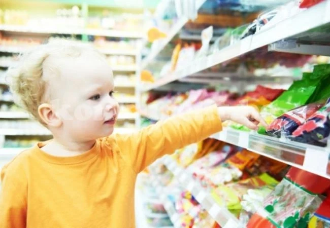 Внимавайте какви лакомства купувате на децата си, някои от тях причиняват рак
