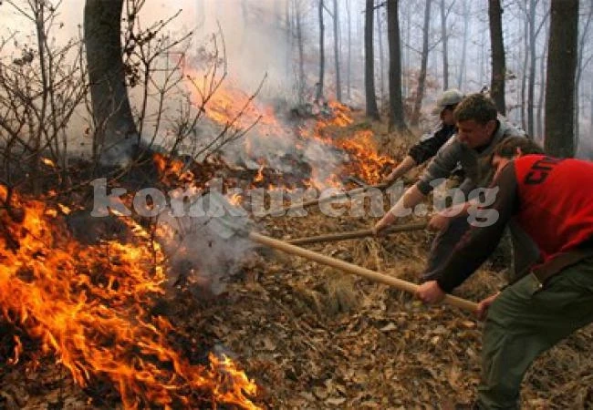 Привличат доброволци срещу пожари
