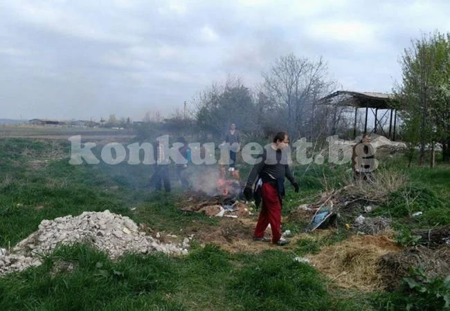 Общинари стартираха пролетното почистване в Кула