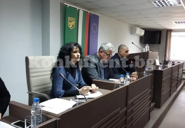 ВИДЕО: Съветниците го решиха - БКС става общинско предприятие