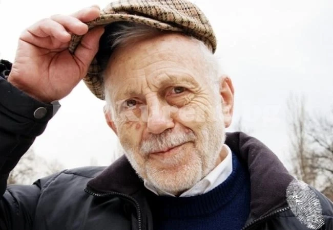 Ицо Финци на 83 години стана татко на момиче