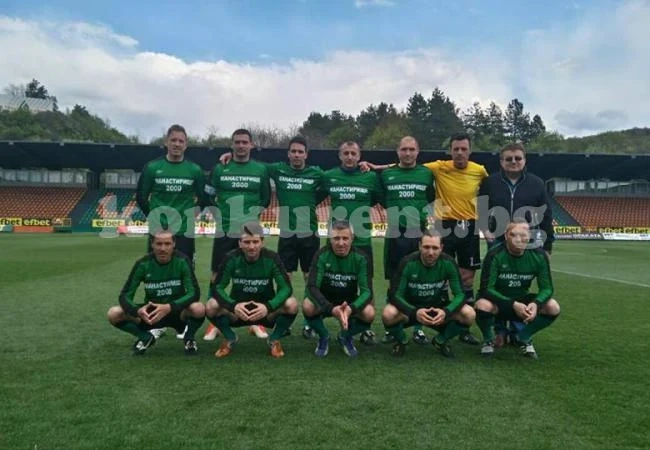 М 2000 разкова Етър в Ловеч с 8:4, 5 гола на майстор Илия, ред е на Левски