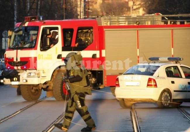 Службите гърмят по 2 куфара на ден у нас