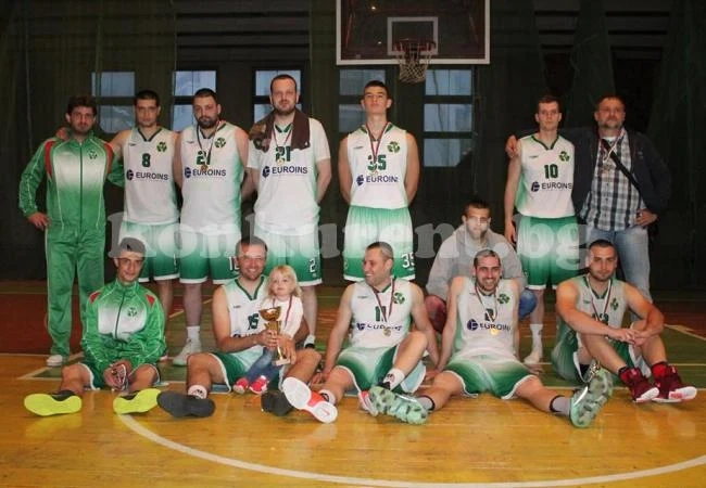 Куп награди за Ботев 2012, задава се и сватба