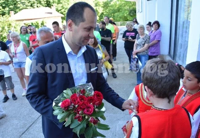 Калин Каменов се срещна с походниците в Баница