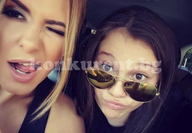 Анелия изтърва щерка си Ивон, малката се носи като фолк певица