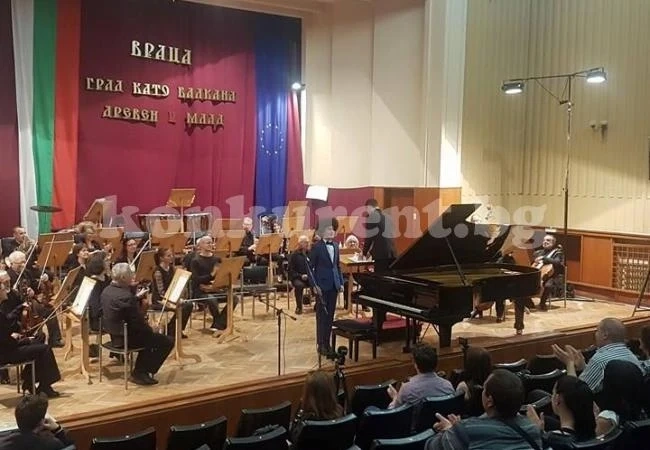 „Млади музикални таланти“ се изявиха във Враца