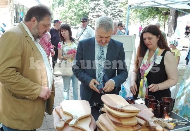 Занаятчии от цяла България показват творбите си в Монтана