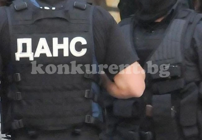 Разследват агенти на ДАНС заради...