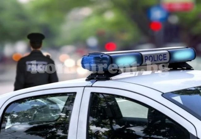4-годишно момченце живя седмици наред с трупа на майка си - откриха го мъртво, прегърнало безжизненото й тяло