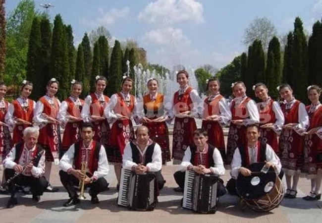 Танцьори от Монтана представят България на фест в Германия