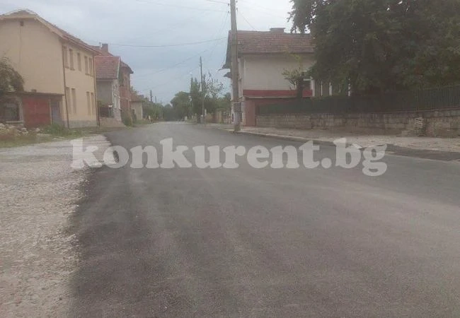 Зарадваха жителите на три криводолски села с ремонтирани улици