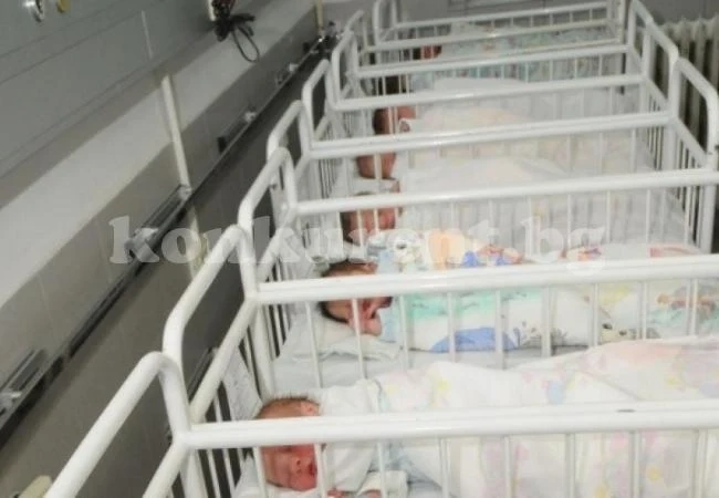 Осъдиха болница заради размяна на бебета