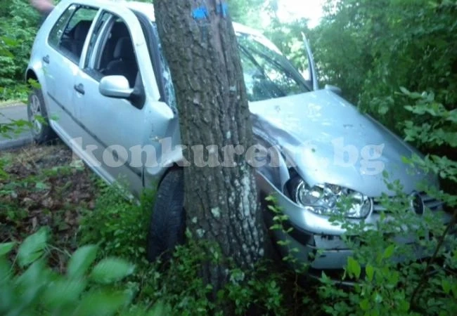 Свирепо автомеле, млада жена се уби с \