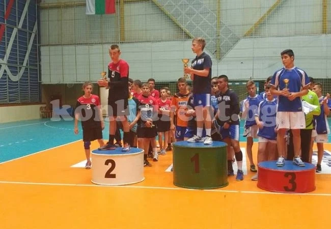 ХК Локомотив стана вицешампион, рефери го лишиха от титлата