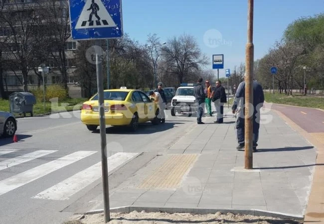 Възрастна шофьорка нацели пешеходец